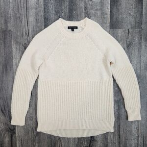 Banana Republic Cream Crew Neck Sweater